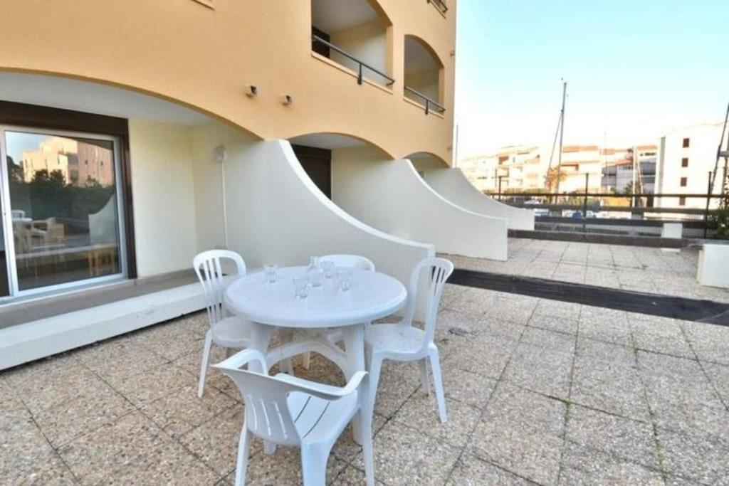 Confortable Appartement Grande Terrasse Piscine Parking Clim Agde Exterior photo